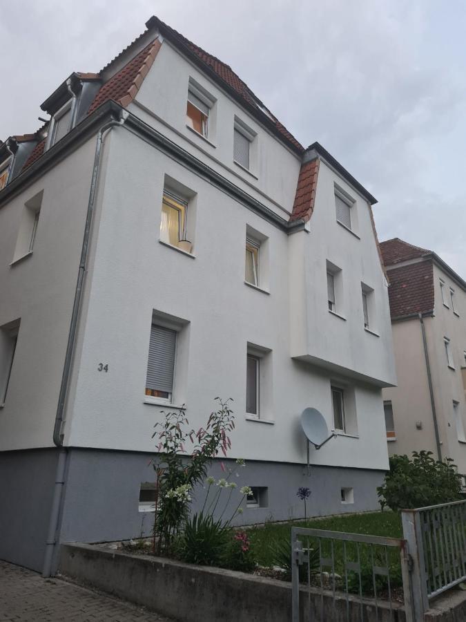 Göppingen Charmantes Helles Zimmer Zentrumnah Und Naturnah מראה חיצוני תמונה
